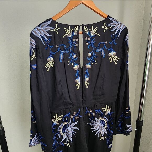 Free People Gypsy Floral Embroidered Jumpsuit size 10 New with Tags - Picture 6 of 7